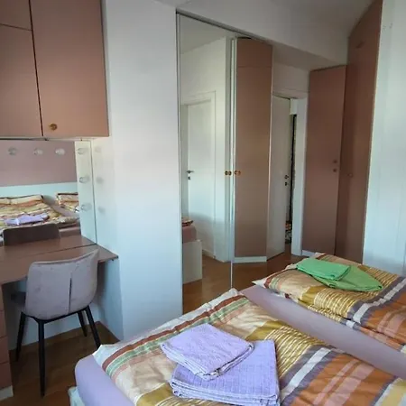 N&d Colorful Apartment Skopje