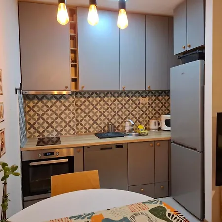 N&d Colorful Apartamento Escópia