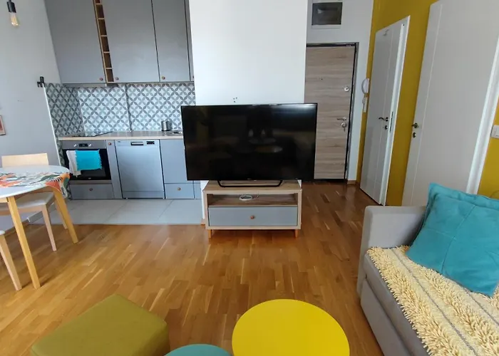 Апартаменти N&d Colorful *